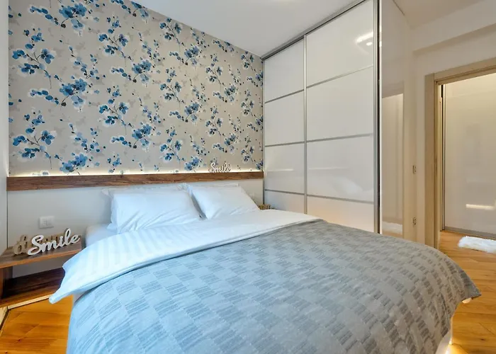 Centar M Lux Apartman *